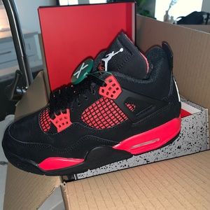Jordan 4 Red Thunder